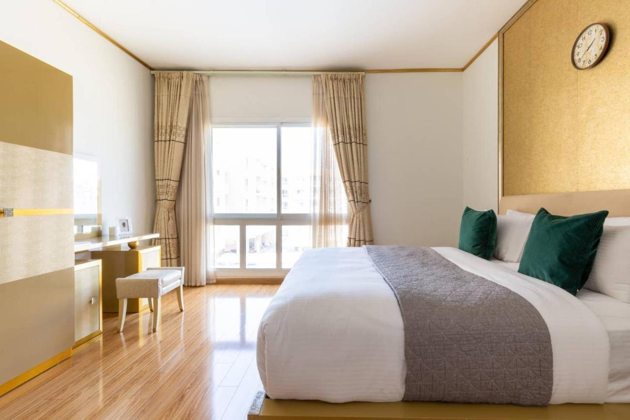 Frank Porter - Mulberry 1 Apartment Dubai Luaran gambar